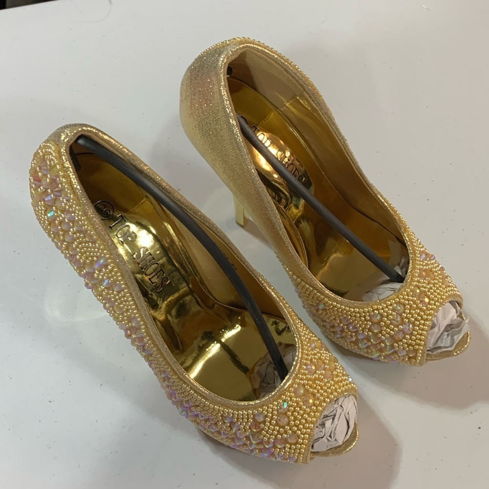 BNIB bling platforms